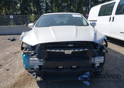 2014 Ford Fusion Se z USA, uszkodzony, nr VIN 3FA6P0HD9ER270502